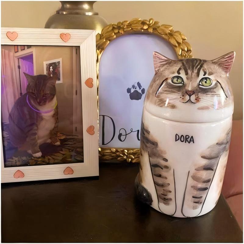 MEOVIQUE Custom Cat Urn