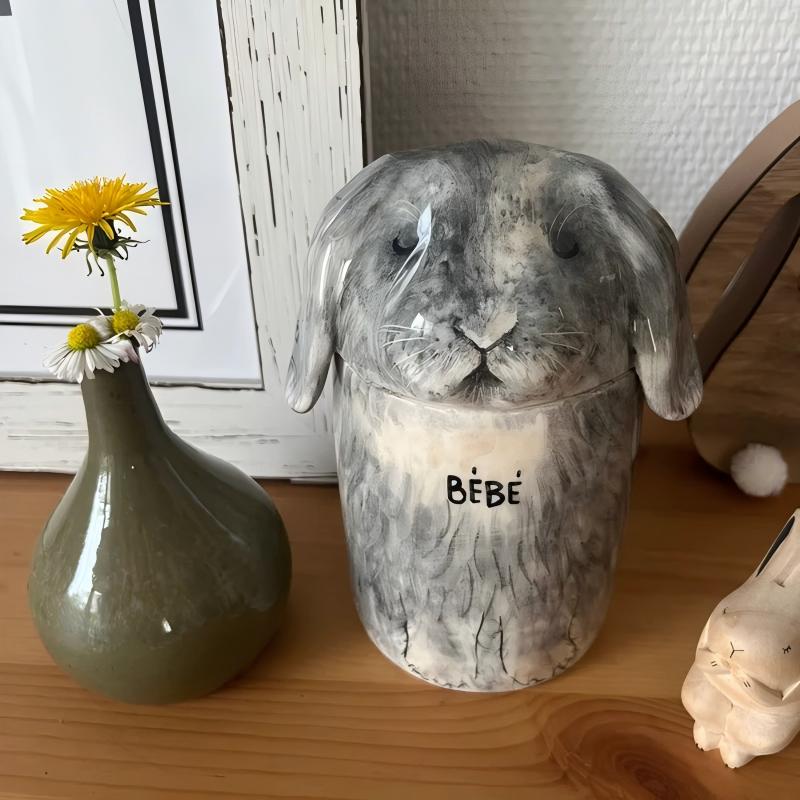 MEOVIQUE Custom Rabbit Urn